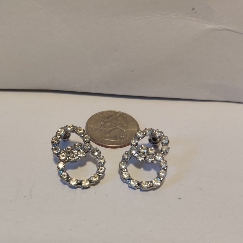 Vintage Rhinestone earrings - Picture 4 of 7